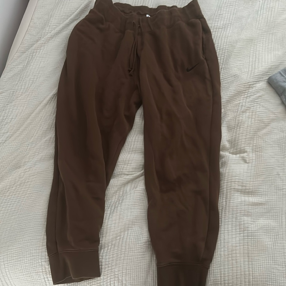 nike brown drawstring joggers